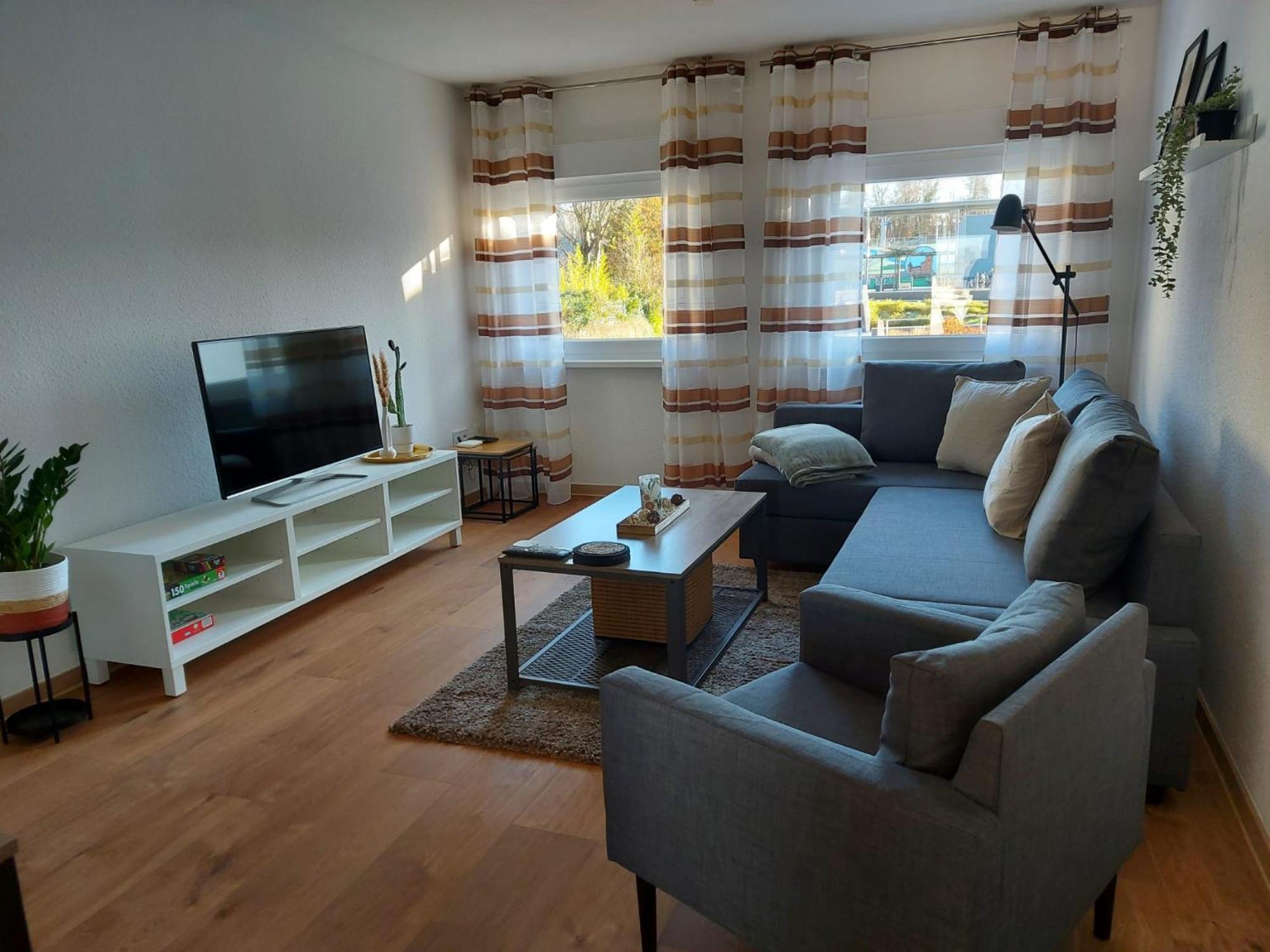 Ferienwohnung In Erftstadt 2 Min Fusslaeufig Zum Bahnhof, Phantasialand, Koeln, Koeln Messe, Eifel Екстер'єр фото