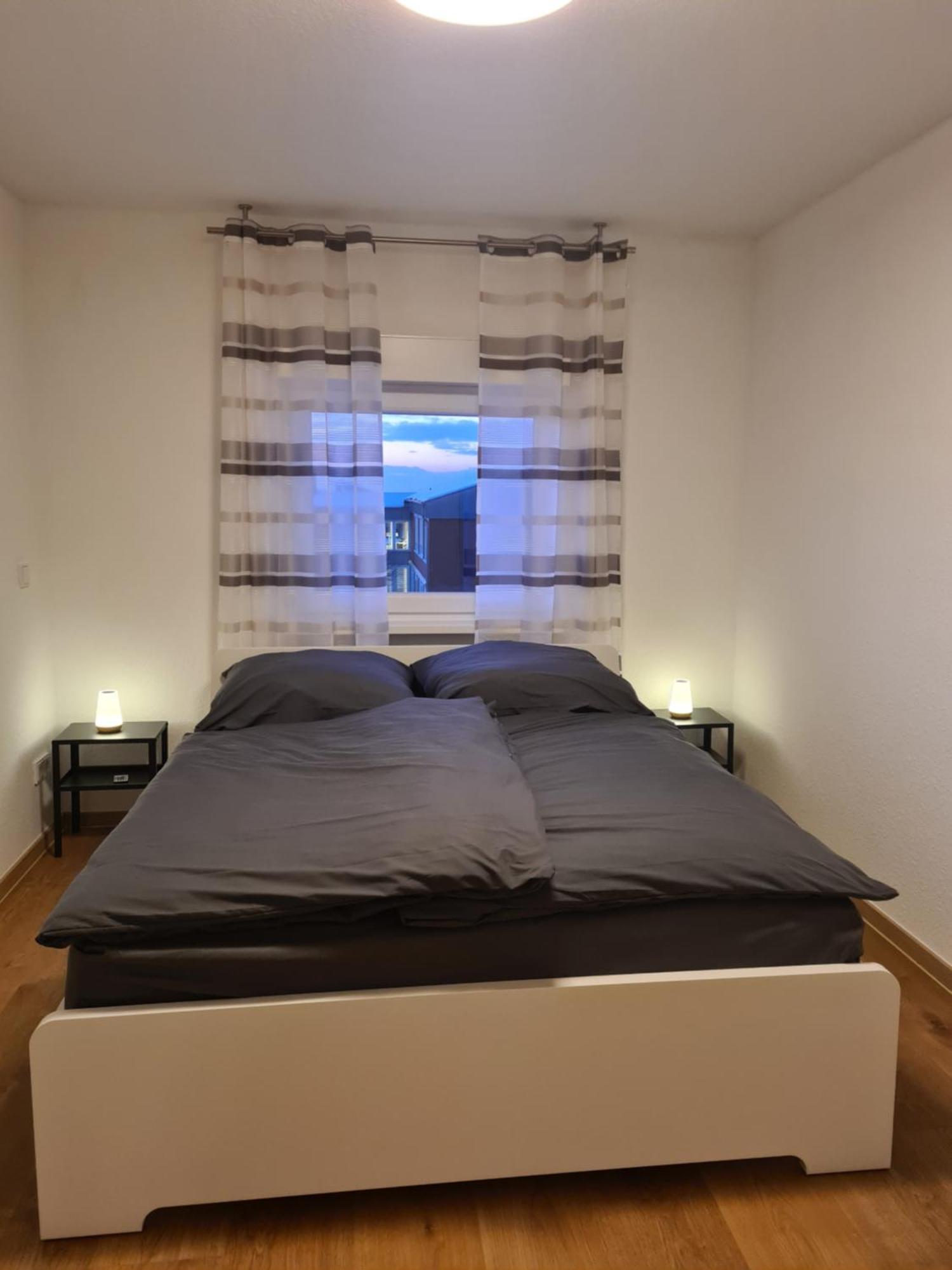 Ferienwohnung In Erftstadt 2 Min Fusslaeufig Zum Bahnhof, Phantasialand, Koeln, Koeln Messe, Eifel Екстер'єр фото