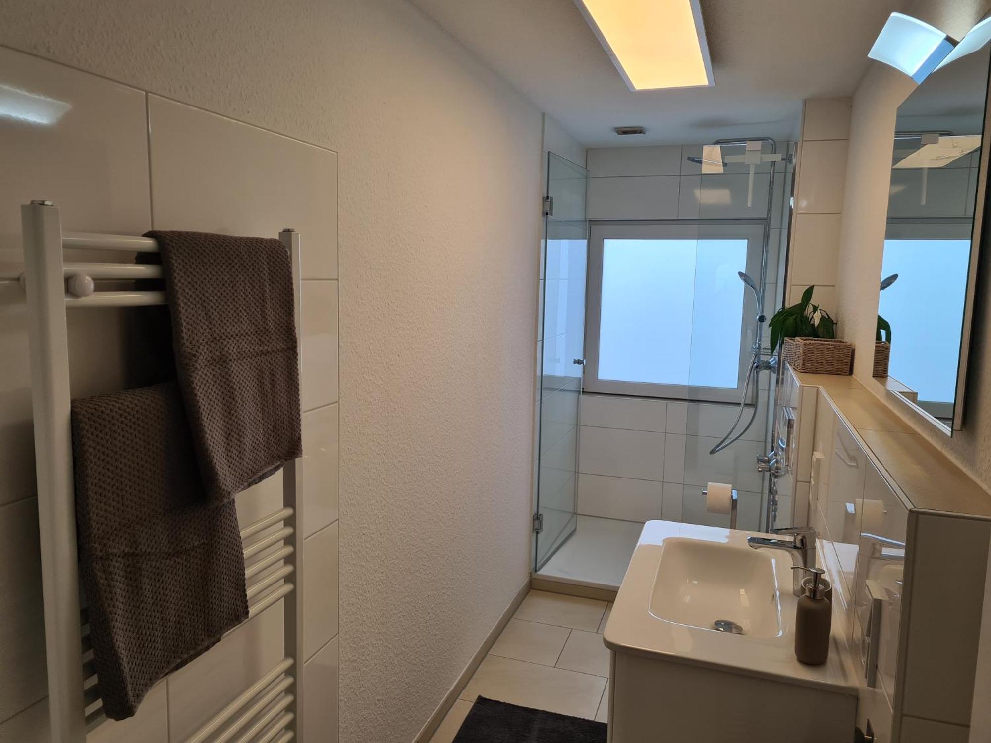 Ferienwohnung In Erftstadt 2 Min Fusslaeufig Zum Bahnhof, Phantasialand, Koeln, Koeln Messe, Eifel Екстер'єр фото