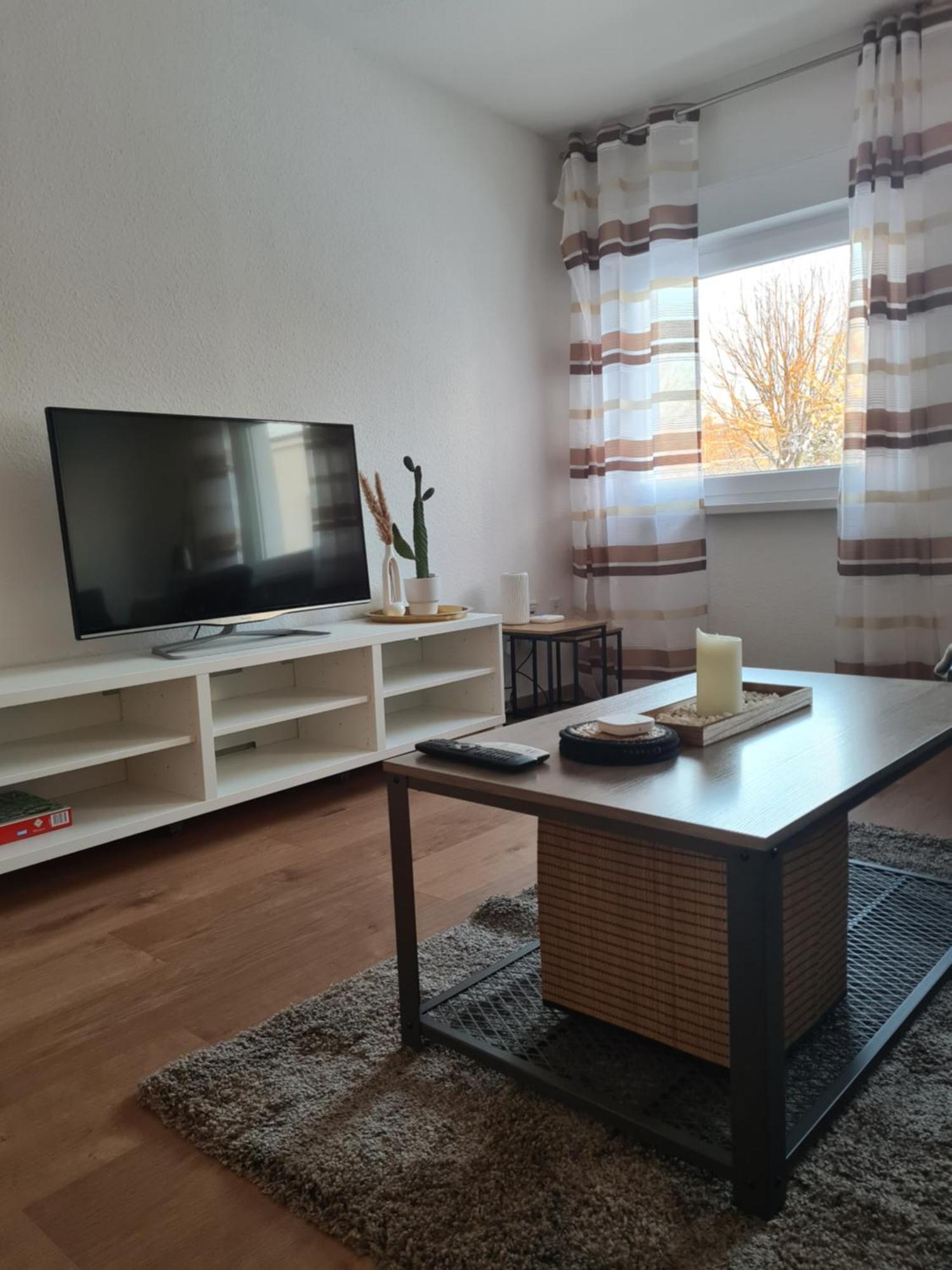 Ferienwohnung In Erftstadt 2 Min Fusslaeufig Zum Bahnhof, Phantasialand, Koeln, Koeln Messe, Eifel Екстер'єр фото